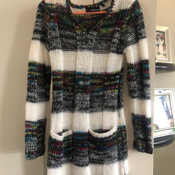 GIRLS - KNIT TUNIC - SIZE 6X - Picture 2 of 3